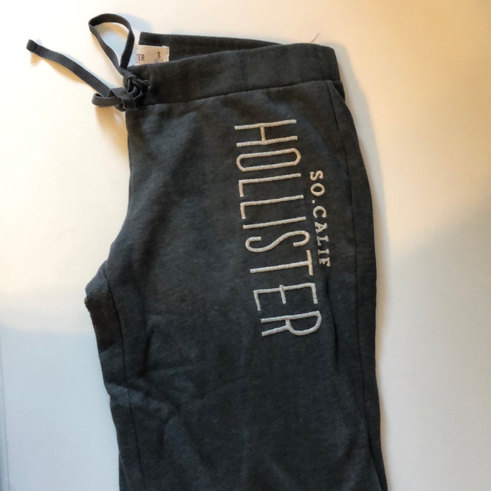 Hollister Sweats